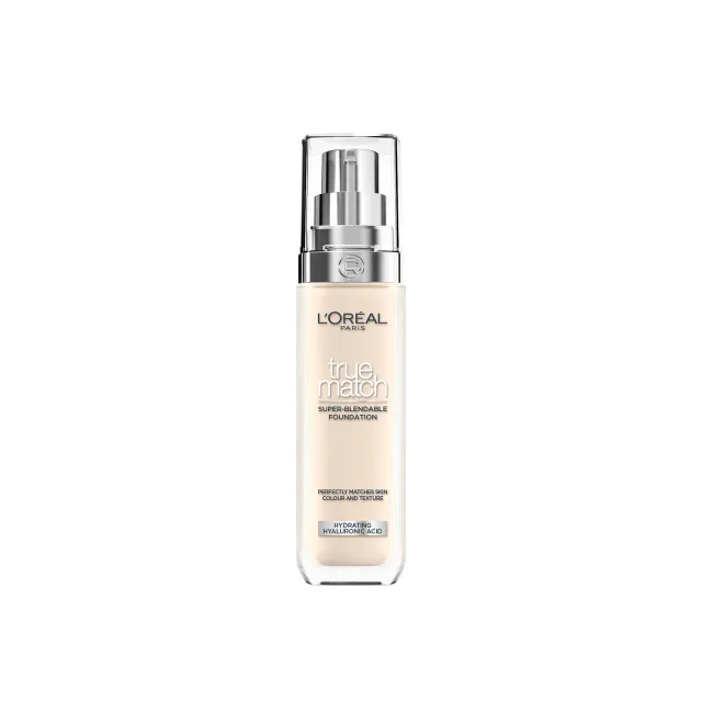En foundation jeg liker, som også er litt billig, er loreal